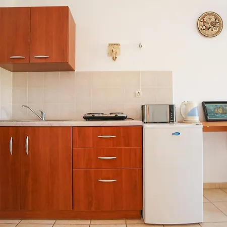 Angelina Апартаменты Platanias (Skiathos)