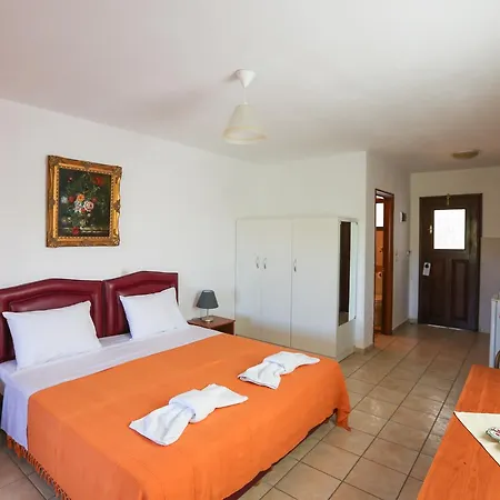 Angelina Platanias (Skiathos)