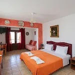 Angelina * Platanias (Skiathos)